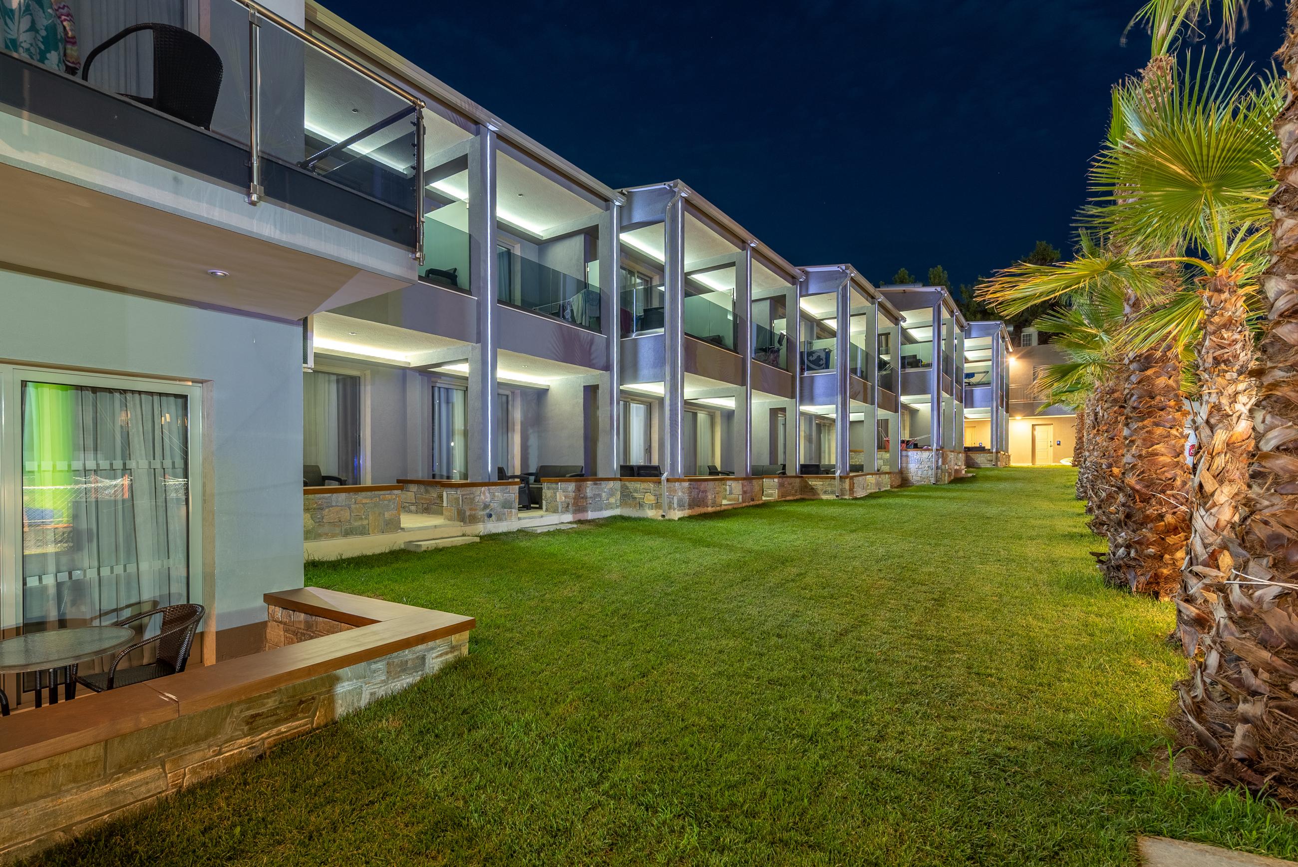 Dionysos Hotel & Suites Hanioti Luaran gambar