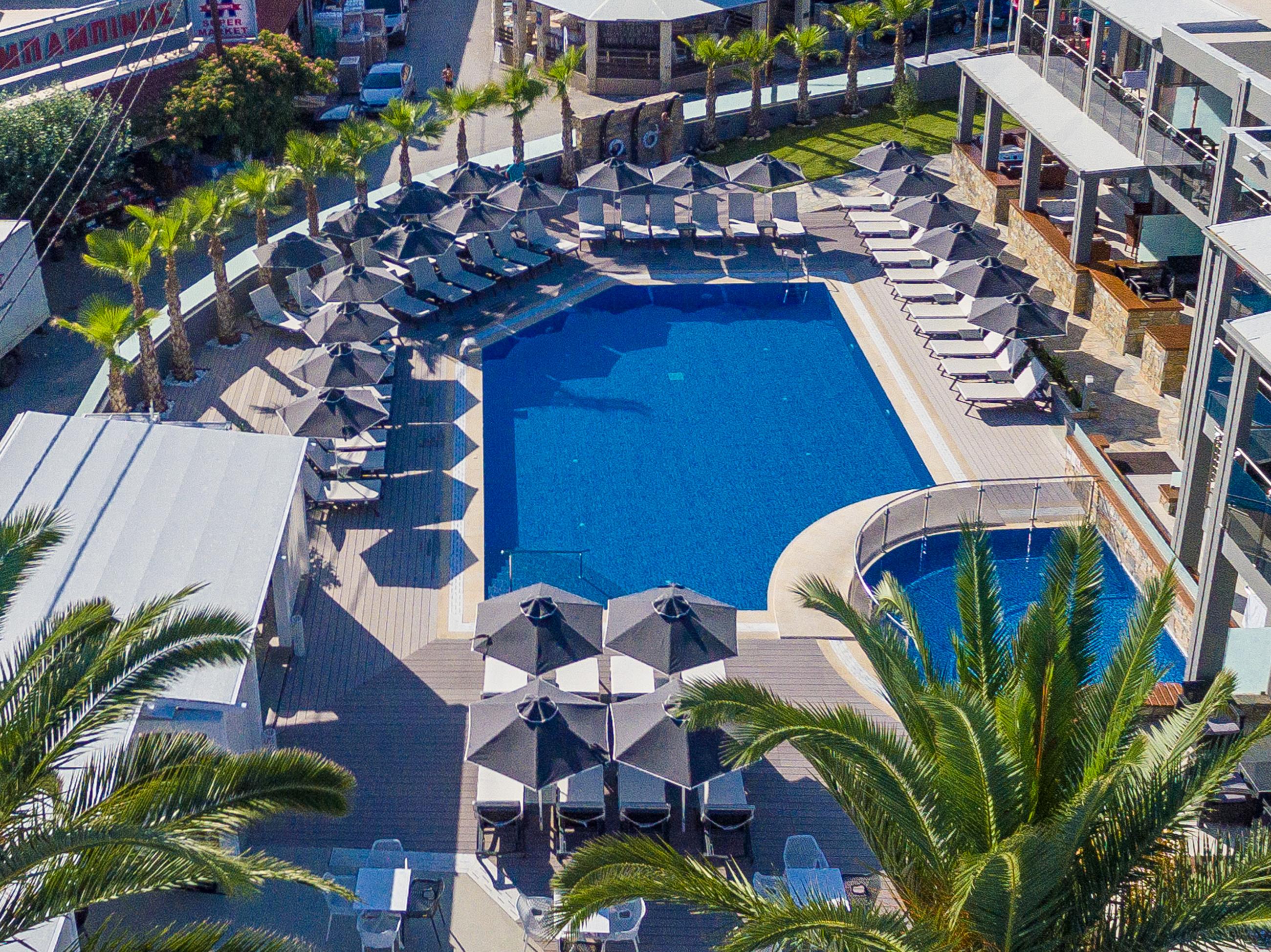 Dionysos Hotel & Suites Hanioti Luaran gambar