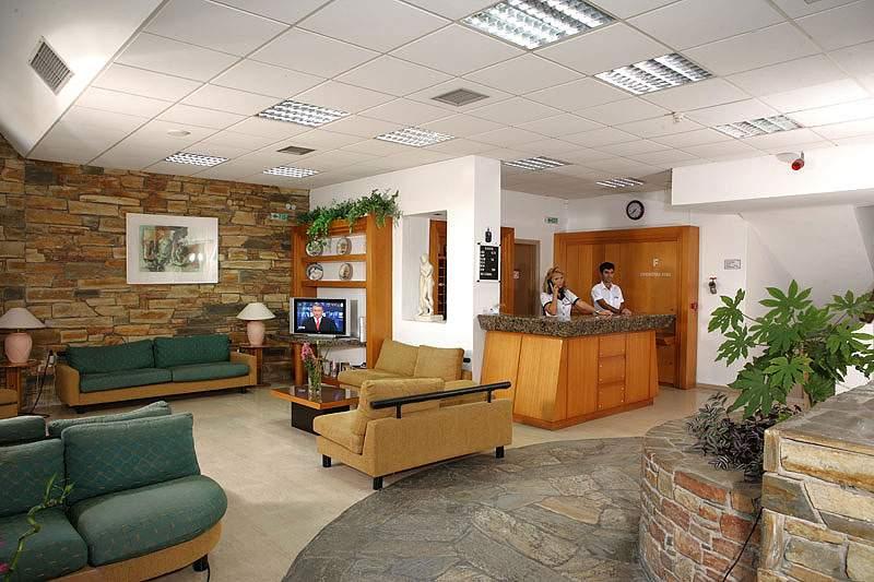 Dionysos Hotel & Suites Hanioti Luaran gambar